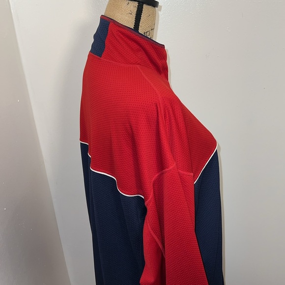 Nautica Red & Navy Blue Pull Over - Picture 7 of 8